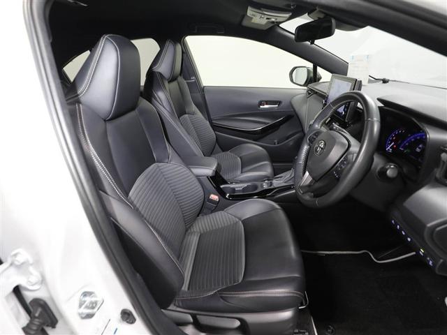 カローラ ハイブリッド　ダブルバイビー　衝突軽減　盗難防止　バックモニター　ＬＥＤヘッドライト　フルセグＴＶ　クルーズコントロール　横滑り防止機能　メモリーナビ　キーレス　ＥＴＣ　エアバッグ　スマートキー　４ＷＤ　アルミホイール（19枚目）