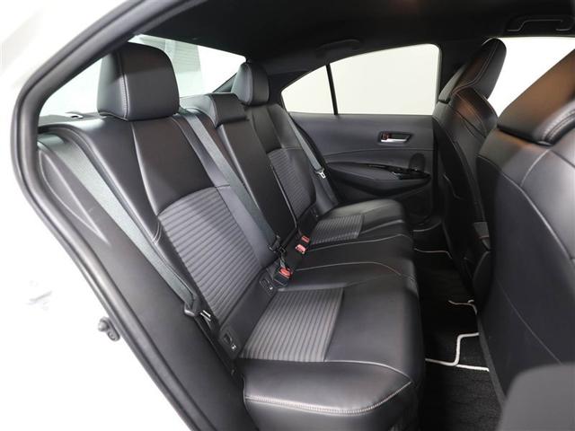 カローラ ハイブリッド　ダブルバイビー　衝突軽減　盗難防止　バックモニター　ＬＥＤヘッドライト　フルセグＴＶ　クルーズコントロール　横滑り防止機能　メモリーナビ　キーレス　ＥＴＣ　エアバッグ　スマートキー　４ＷＤ　アルミホイール（20枚目）