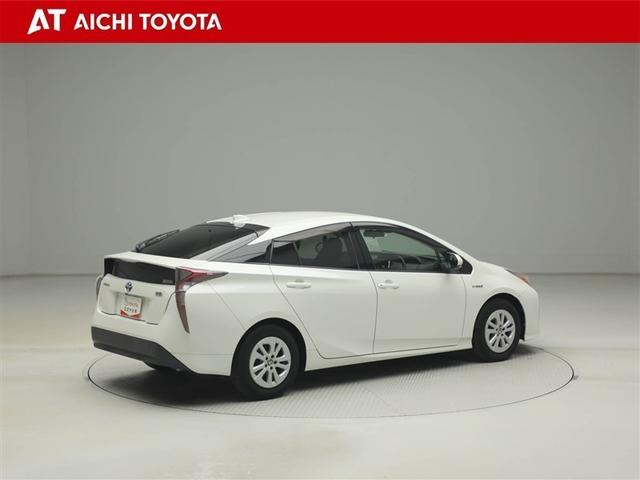 プリウス Ｓ　ＤＶＤ視聴可能　ＬＥＤヘット　地デジテレビ　盗難防止システム　スマキー　ＡＣ　ナビ＆ＴＶ　メディアプレイヤー接続　横滑り防止システム　バックガイドモニター　ＥＴＣ車載器　アルミホイール　リモコンキー（6枚目）