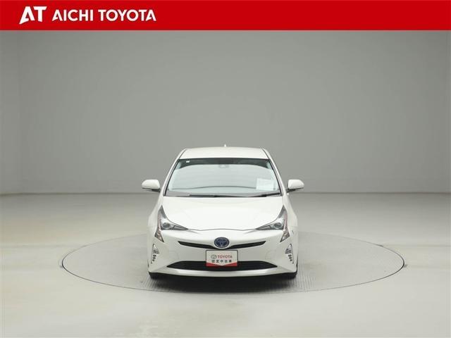 プリウス Ｓ　ＤＶＤ視聴可能　ＬＥＤヘット　地デジテレビ　盗難防止システム　スマキー　ＡＣ　ナビ＆ＴＶ　メディアプレイヤー接続　横滑り防止システム　バックガイドモニター　ＥＴＣ車載器　アルミホイール　リモコンキー（9枚目）