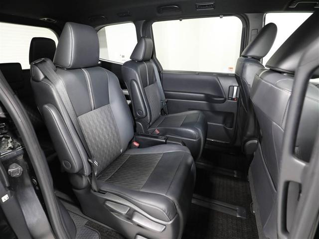 ノア ハイブリッドＳ－Ｚ　横滑り防止機能　エアバッグ　オートクルーズコントロール　地デジ　両側自動ドア　ダブルエアコン　スマートエントリー　ＬＥＤランプ　バックモニター　メモリナビ　３列シート　ＥＴＣ付き　ＡＢＳ　ＡＣ１００Ｖ（20枚目）