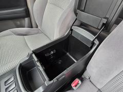 挨拶７：「もっと多くの方にＲＶ車の楽しさを知ってもらいたい。アウトドアユースに最適なハイラックスサーフに乗って色々な場所へ出掛けて頂き、 6