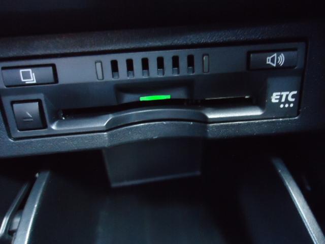 2.5Z 両側自動ドア 後席モニタ LEDライト ナビTV CD フルセグTV ETC イモビライザー 3列シート DVD メモリーナビ スマートキ- クルコン キーレス アルミホイール 横滑り防止装置 ABS(27枚目)