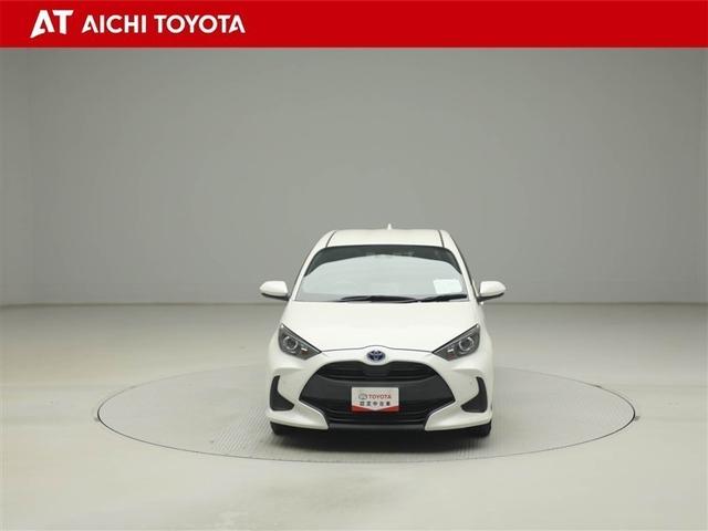 ヤリス ハイブリッドＧ　フルセグＴＶ　サイドエアバッグ　スマートキ　Ｂモニター　ドライブレコーダー　ＥＴＣ車載器　横滑り防止装置　クルコン　セキュリティアラーム　メディアプレイヤー接続　パワステ　メモリーナビゲーション（9枚目）