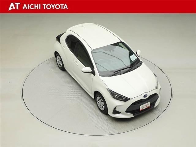 ヤリス ハイブリッドＧ　フルセグＴＶ　サイドエアバッグ　スマートキ　Ｂモニター　ドライブレコーダー　ＥＴＣ車載器　横滑り防止装置　クルコン　セキュリティアラーム　メディアプレイヤー接続　パワステ　メモリーナビゲーション（16枚目）
