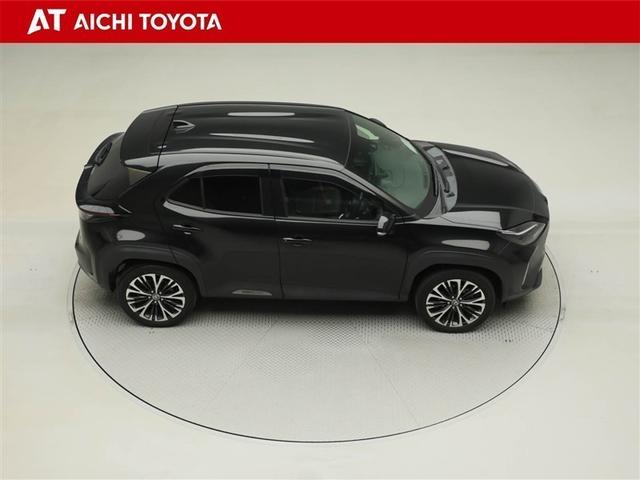 ヤリスクロス ハイブリッドＺ　クルーズＣ　横滑防止装置　ＴＶ　リアカメラ　ワンオーナー車　フルセグ地デジ　ＬＥＤライト　盗難防止装置　電動シート　ＡＷ　キーレス　スマートキー　ＡＢＳ　４ＷＤ　ＥＴＣ　ＡＣ１００Ｖ　エアバッグ（15枚目）