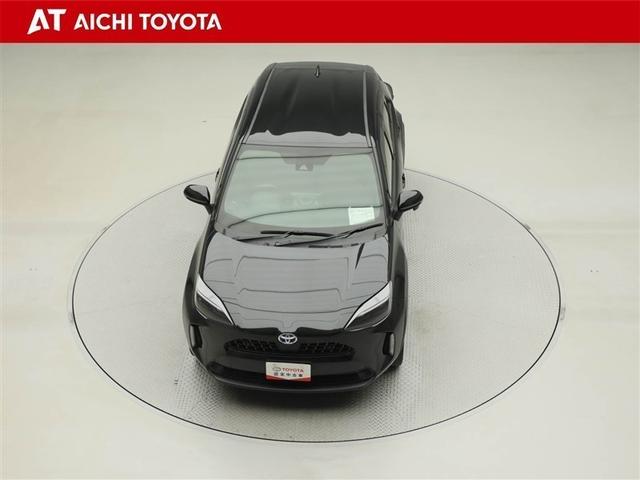 ヤリスクロス ハイブリッドＺ　クルーズＣ　横滑防止装置　ＴＶ　リアカメラ　ワンオーナー車　フルセグ地デジ　ＬＥＤライト　盗難防止装置　電動シート　ＡＷ　キーレス　スマートキー　ＡＢＳ　４ＷＤ　ＥＴＣ　ＡＣ１００Ｖ　エアバッグ（17枚目）