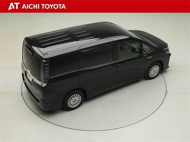 ヴォクシー ハイブリッドＶ　スマートキープッシュスタート　盗難防止アラーム　ＤＶＤ再生可　Ｂモニター　オートクルーズ　Ｗエアバック　ナビＴＶ　ＥＳＣ　ＥＴＣ車載器　リモコンキー　ＰＳ　ＬＥＤヘットライト　運転席エアバック　３列（14枚目）