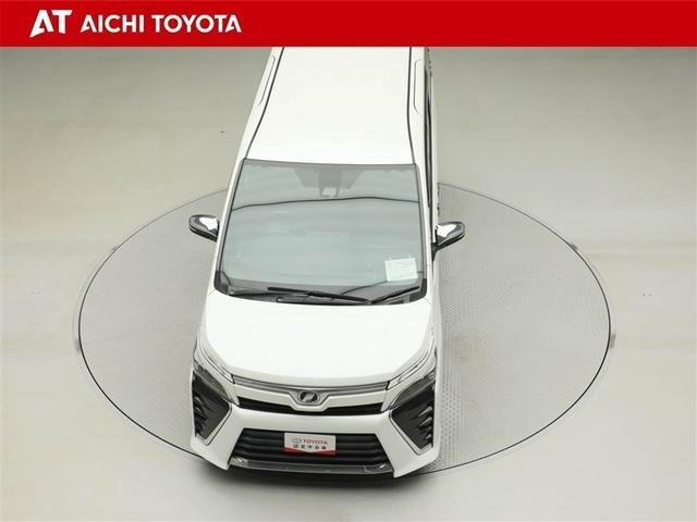 ヴォクシー ＺＳ　煌　地上デジタル　ＴＳＳ　両側パワードア　アイドリングストップ車　パワーウィンド　横滑防止　１オーナ　ＤＶＤ可　盗難防止装置　スマートエントリー　Ｂカメラ　ＡＵＸ　ＬＥＤヘッドライト　メモリーナビ　ＥＴＣ（17枚目）