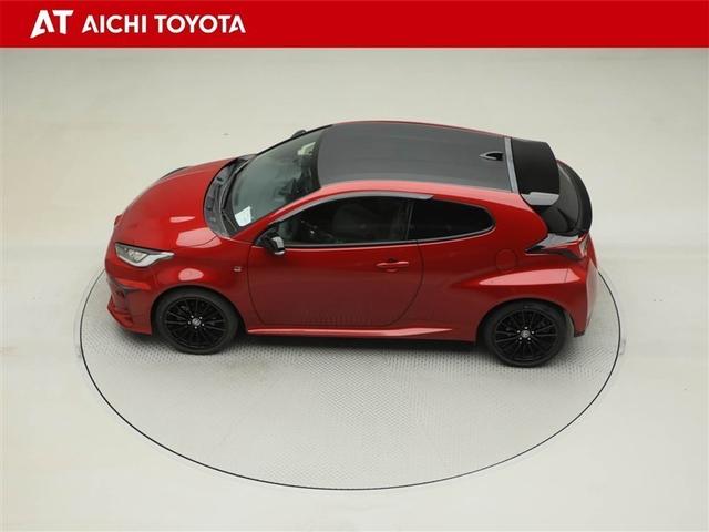 ＧＲヤリス ＲＳ　寒冷地仕様車　スマートキ　助手席エアバッグ　ＥＴＣ付　サイドエアバッグ　ＬＥＤヘッドライ　横滑り防止機能　ミュージックプレイヤー接続可　ドライブレコーダー　キーレス　アルミホイール　ＡＢＳ　エアバッグ（11枚目）