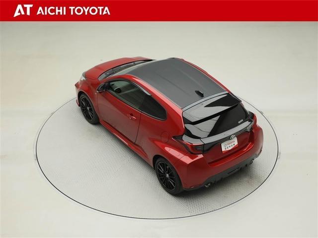 ＧＲヤリス ＲＳ　寒冷地仕様車　スマートキ　助手席エアバッグ　ＥＴＣ付　サイドエアバッグ　ＬＥＤヘッドライ　横滑り防止機能　ミュージックプレイヤー接続可　ドライブレコーダー　キーレス　アルミホイール　ＡＢＳ　エアバッグ（12枚目）