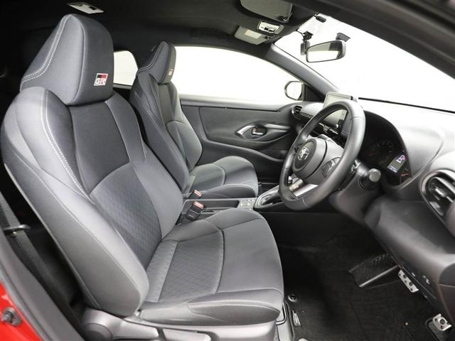 ＧＲヤリス ＲＳ　寒冷地仕様車　スマートキ　助手席エアバッグ　ＥＴＣ付　サイドエアバッグ　ＬＥＤヘッドライ　横滑り防止機能　ミュージックプレイヤー接続可　ドライブレコーダー　キーレス　アルミホイール　ＡＢＳ　エアバッグ（19枚目）