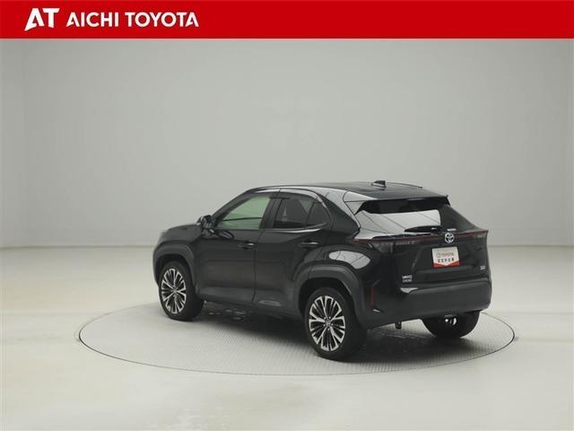 ヤリスクロス ハイブリッドＺ　インテリジェントキー　アルミホイル　ＬＥＤライト　１オ－ナ－　リアカメラ　ナビ　クルーズコントロール　横滑り防止システム　メモリーナビゲーション　電動シ－ト　パワステ　オートエアコン　キーフリー（4枚目）