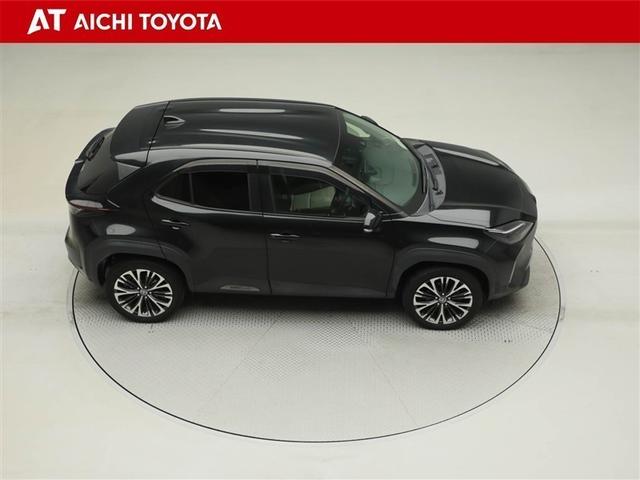 ヤリスクロス ハイブリッドＺ　インテリジェントキー　アルミホイル　ＬＥＤライト　１オ－ナ－　リアカメラ　ナビ　クルーズコントロール　横滑り防止システム　メモリーナビゲーション　電動シ－ト　パワステ　オートエアコン　キーフリー（15枚目）