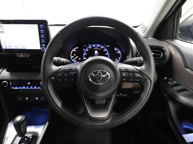 ヤリスクロス ハイブリッドＺ　インテリジェントキー　アルミホイル　ＬＥＤライト　１オ－ナ－　リアカメラ　ナビ　クルーズコントロール　横滑り防止システム　メモリーナビゲーション　電動シ－ト　パワステ　オートエアコン　キーフリー（24枚目）