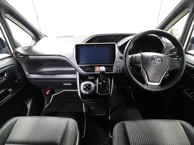 ��������܂Ƃ܂������̂���C���p�l�B�e����X�C�b�`�Ȃǂ��g���₷���ʒu�ɔz�u����Ă��܂���B