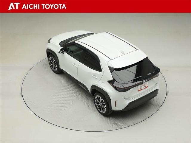 ヤリスクロス ハイブリッドＺ　スマートキ　ワンオ－ナ－　衝突軽減ブレーキ　リヤカメラ　ＬＥＤヘッドライ　ＥＳＣ　クルーズＣ　パワーステアリング　アルミホイール　ＥＴＣ車載器　運転席パワーシート　イモビ　キーフリー　助手席エアバッグ（12枚目）