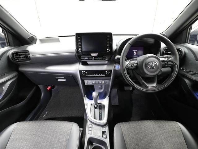 ヤリスクロス ハイブリッドＺ　スマートキ　ワンオ－ナ－　衝突軽減ブレーキ　リヤカメラ　ＬＥＤヘッドライ　ＥＳＣ　クルーズＣ　パワーステアリング　アルミホイール　ＥＴＣ車載器　運転席パワーシート　イモビ　キーフリー　助手席エアバッグ（18枚目）