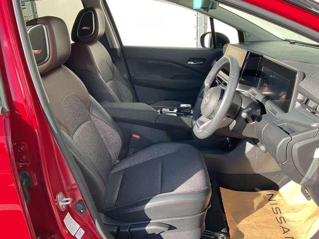 オーラ Ｇ　★プロパイロット★全周囲カメラ★メーカーナビ（Ｂｌｕｅｔｏｏｔｈ＆レコーダーリンク＆ＨＤＭＩ）フルセグＴＶ★ＢＯＳＥサウンド★ＬＥＤライト★踏み間違い防止★スマートルームミラー★ＥＴＣ★ＳＯＳコール★（13枚目）