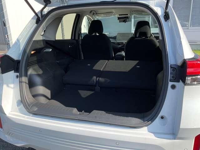 ノート X (雹害車)こちらの車両はひょう害車となります。新車保証はありません。軽微な凹みがありますが走行に問題はございません。店頭にて現車を確認いただきましてからのみの販売となります。プロパイロット全周囲カメラ(15枚目)