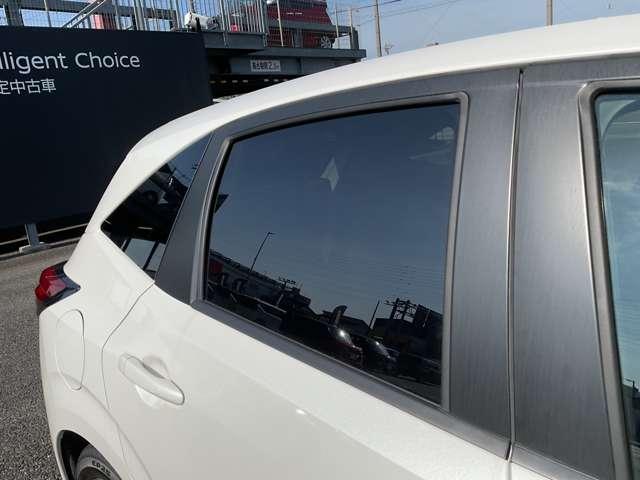 ノート X (雹害車)こちらの車両はひょう害車となります。新車保証はありません。軽微な凹みがありますが走行に問題はございません。店頭にて現車を確認いただきましてからのみの販売となります。プロパイロット全周囲カメラ(17枚目)