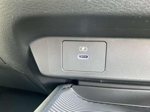 ノート X (雹害車)こちらの車両はひょう害車となります。新車保証はありません。軽微な凹みがありますが走行に問題はございません。店頭にて現車を確認いただきましてからのみの販売となります。プロパイロット全周囲カメラ(20枚目)