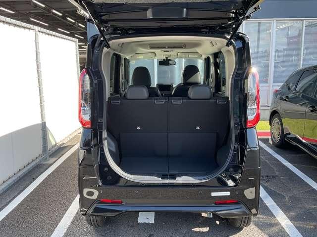 ルークス ハイウェイスター Gターボ (雹害車)こちらの車両はひょう害車となります。新車保証はありません。軽微な凹みがありますが走行に問題はございません。店頭にて現車を確認いただきましてからのみの販売となります。両側ハンズオートスライド(14枚目)