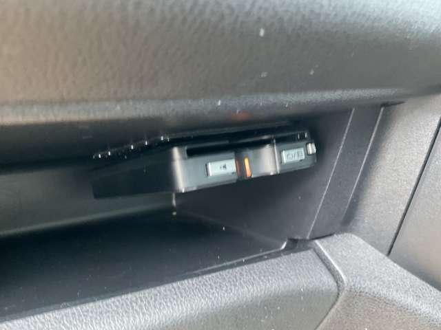 マーチ １．５　ＮＩＳＭＯ　Ｓ　５速マニュアル　純正ナビ　バックモニター　ＷＳＲＳ　運転席エアバック　盗難防止装置　Ｂカメラ　フルオートエアコン　キーレスエントリー　ナビＴＶ　ドライブレコーダー　ワンオ－ナ－車　ＥＴＣ　アルミ　メモリナビ　ワンセグ　ＰＳ　ＡＢＳ（17枚目）