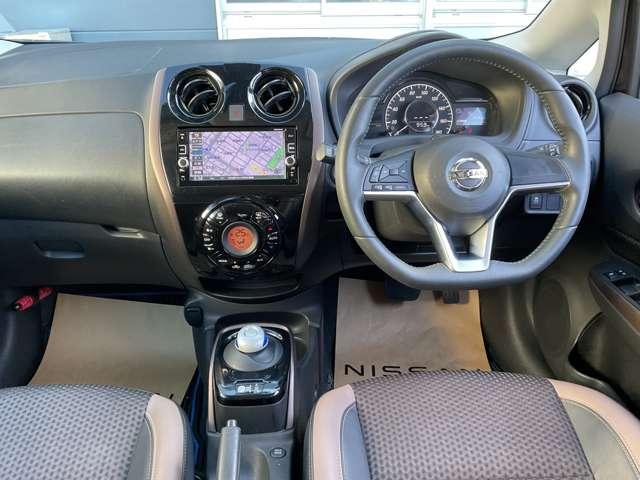 ノート ｅ－パワー　メダリスト　★全周囲カメラ★ＬＥＤライト★純正ナビフルセグＴＶ★スマートルームミラー★踏み間違い防止★ドラレコ前★ＥＴＣ★被害軽減ブレーキ★インテリジェントキー★（9枚目）