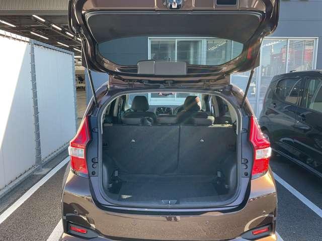 ノート ｅ－パワー　メダリスト　★全周囲カメラ★ＬＥＤライト★純正ナビフルセグＴＶ★スマートルームミラー★踏み間違い防止★ドラレコ前★ＥＴＣ★被害軽減ブレーキ★インテリジェントキー★（12枚目）