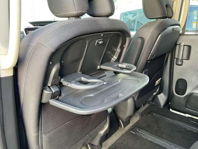 セレナ e-パワー ハイウェイスターV ★プロパイロット★純正大型ナビフルセグTV★スマートルームミラー★両側ハンズフリーオートスライドドア★踏み間違い防止★LEDライト★ハイビームアシスト★ドラレコ前後★被害軽減ブレーキ★ETC★(18枚目)