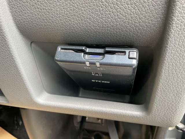 ＮＶ３５０キャラバンバン ロングＤＸターボ　★ＥＸパック★全周囲カメラ★３人乗り★社外ナビフルセグＴＶ★社外ＬＥＤライト★被害軽減ブレーキ★インテリジェントキー★ＶＤＣ★ＥＴＣ★助手席側スライドドア＆バックドアオートクロジャー＆フォグランプ（17枚目）