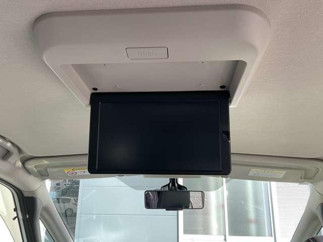 セレナ １．２　ｅ－ＰＯＷＥＲ　ハイウェイスター　Ｇ　プロパイロツト　後席モニター　寒冷地仕様　３６０度カメラ　衝突軽減ブレーキ　ＴＶ　禁煙車　両側パワースライドドア　ＬＤＰ　ＬＥＤヘッドライト　インテリジェントキー　寒冷地仕様　ドライブレコーダー　ＥＴＣ　レーダークルコン　オートエアコン（5枚目）