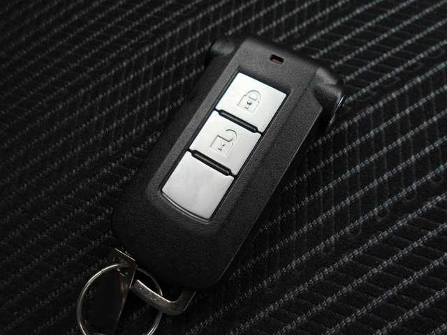 X Vセレクション ★純正メモリーナビ★フルセグTV★全周囲カメラ★LEDヘッドランプ★両側オートスライドドア★ステアリングスイッチ★アイドリングストップ★純正アルミ★ドライブレコーダー★オートエアコン★シーリングファン(13枚目)