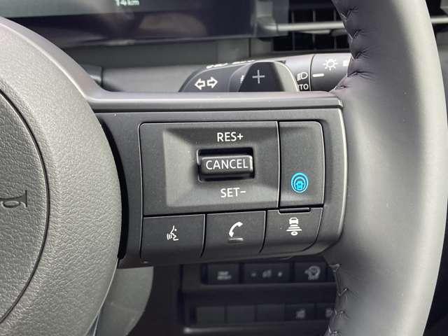 セレナ 2.0 ハイウェイスターV プロパイロット メーカーナビ こちらの車両はひょう害車となります。新車保証はありません。軽微な凹みがありますが、走行に問題はございません。店頭にて現車をご確認いただきましてからのみの販売となります。【プロパイロット】メーカーナビ★(10枚目)
