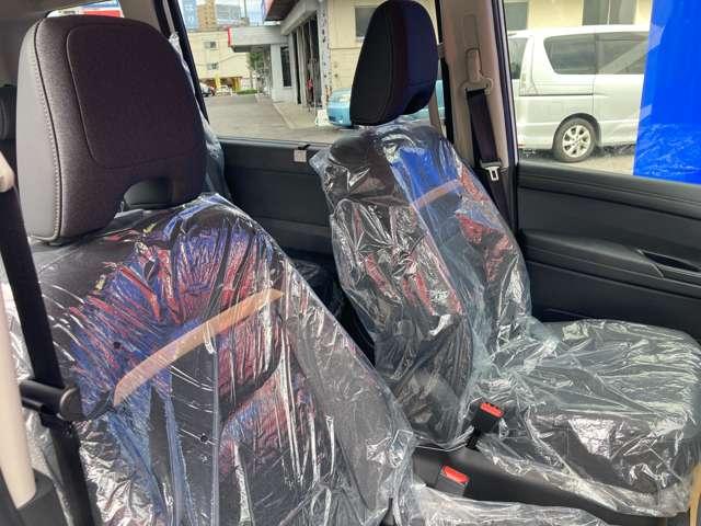 セレナ 2.0 ハイウェイスターV プロパイロット メーカーナビ こちらの車両はひょう害車となります。新車保証はありません。軽微な凹みがありますが、走行に問題はございません。店頭にて現車をご確認いただきましてからのみの販売となります。【プロパイロット】メーカーナビ★(13枚目)