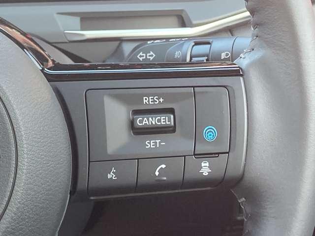 オーラ １．２　Ｇ　レザーエディション　プロパイロット　本革シート　ＳＯＳコール　ワンオーナ　追突防止　レーダークルーズ　本革　車線逸脱警報装置　禁煙車　ＬＥＤ　盗難防止　バックモニター　ＥＴＣ　インテリジェントキー　メモリーナビゲーション　ＡＷ　キーレスエントリー　オートエアコン（15枚目）