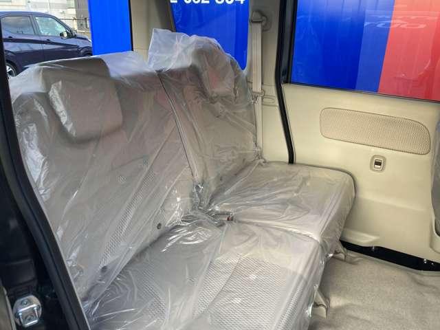 クリッパーリオ 660 E ハイルーフ 雹害車 LEDヘッドライト 純正アルミ セキュリティアラーム 衝突軽減 LEDヘッドライト 車線逸脱警報 スマートキー 禁煙車 アイドリングストップ(14枚目)