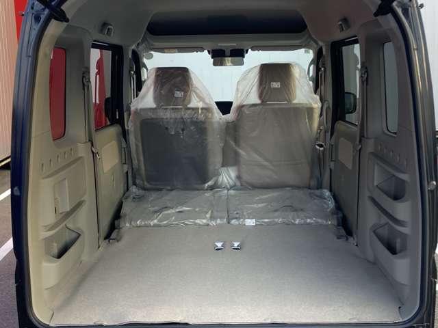 クリッパーリオ 660 E ハイルーフ 雹害車 LEDヘッドライト 純正アルミ セキュリティアラーム 衝突軽減 LEDヘッドライト 車線逸脱警報 スマートキー 禁煙車 アイドリングストップ(17枚目)