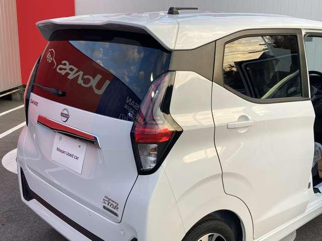 デイズ 660 ハイウェイスターGターボ 雹害車 アラウンドビューモニター 車線逸脱 インテリジェントアラウンドビューモニター スマートキー エアバック キーフリー サイドカメラ バックカメラ パワーステアリング フルオートエアコン パワーウィンドウ ABS アルミホイール(15枚目)