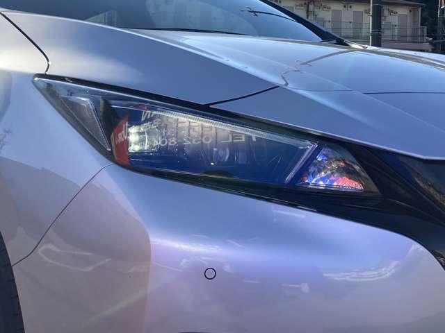 ＬＥＤヘッドライト装備！夜間くらい道でも明るく照らしてくれるので安心です！