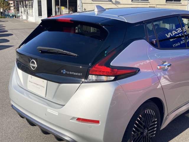 プライバシーガラス！名前のとおりプライバシーを保護するためのガラスです。