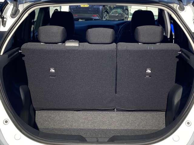 ラゲッジルームも広いスペースをとることができます！