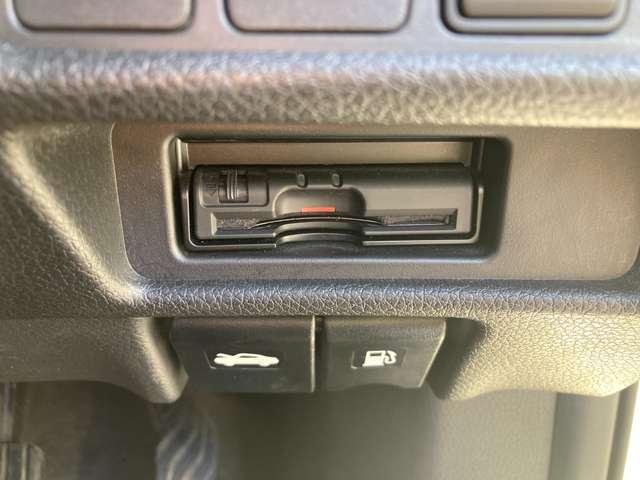 エクストレイル 2.0 20S ハイブリッド エマージェンシーブレーキパッケージ 4WD 純正ナビ フルセグTV ルーフレール インテリキー LEDライト Bカメラ ETC 4WD ワンオーナー 衝突軽減ブレーキ(13枚目)