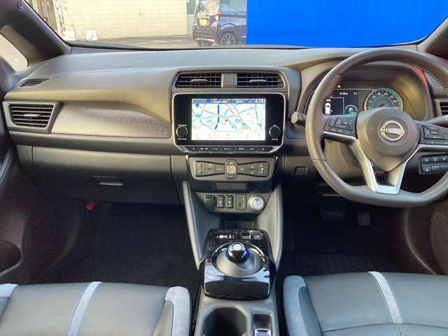 リーフ X Vセレクション プロパイロット 本革シート LEDライト レーダークルコン 360°カメラ 踏み間違い防止装置 LEDランプ セキュリティ ドライブレコーダー 1オーナー ETC インテリキー レーンキープアシスト サイドエアバッグ パワーウィンドウ ABS(4枚目)