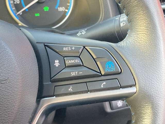 リーフ X Vセレクション プロパイロット 本革シート LEDライト レーダークルコン 360°カメラ 踏み間違い防止装置 LEDランプ セキュリティ ドライブレコーダー 1オーナー ETC インテリキー レーンキープアシスト サイドエアバッグ パワーウィンドウ ABS(9枚目)