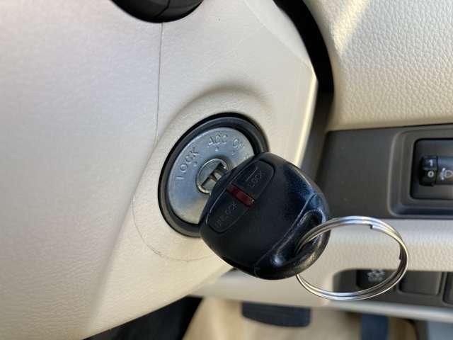 デイズ Ｊ　★純正メモリーナビ★フルセグＴＶ★キーレス★ステアリングスイッチ★プライバシーガラス★ＶＤＣ★運転席・助手席エアバック★（12枚目）