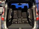 後部座席を跳ね上げるとラゲッジスペースもゆとりのあるスペースです。