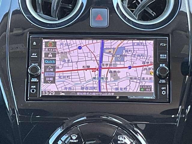 ノート １．２　ｅ－ＰＯＷＥＲ　Ｘ　Ｖセレクション　純正メモリーナビ　アラウンドモニター　ド　アラウンドカメラ　ワンオ－ナ－車　運転席助手席エアバック　エアバッグ　衝突被害軽減装置　イモビライザー　ＬＥＤヘッドライト　パワーウインドウ　レーンアシスト　ＥＴＣ　アルミホイール　スマートキー（4枚目）