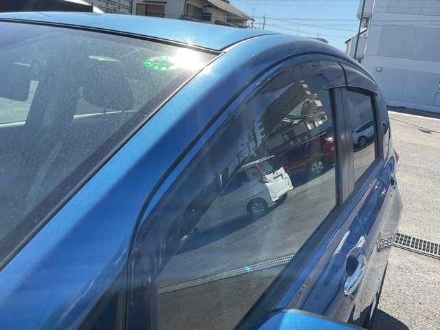 ノート １．２　ｅ－ＰＯＷＥＲ　Ｘ　Ｖセレクション　純正メモリーナビ　アラウンドモニター　ド　アラウンドカメラ　ワンオ－ナ－車　運転席助手席エアバック　エアバッグ　衝突被害軽減装置　イモビライザー　ＬＥＤヘッドライト　パワーウインドウ　レーンアシスト　ＥＴＣ　アルミホイール　スマートキー（20枚目）